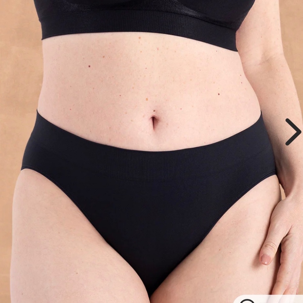 NWT 2 pairs Truekind® Ultra-Soft Essentials Brief. 1 black, 1 chai